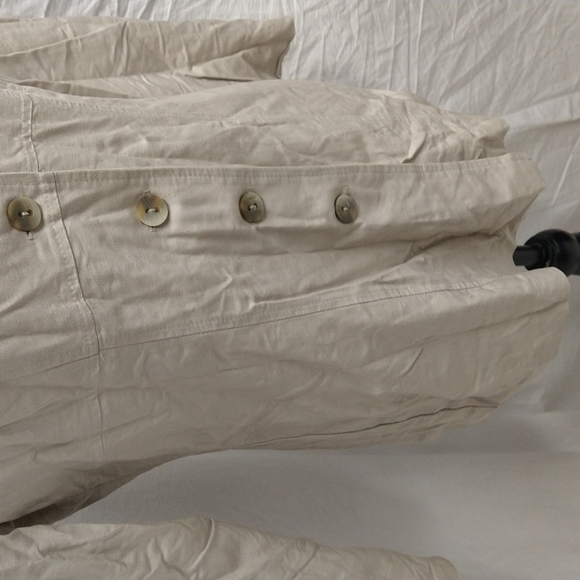 Taupe color blazer - Picture 3 of 15